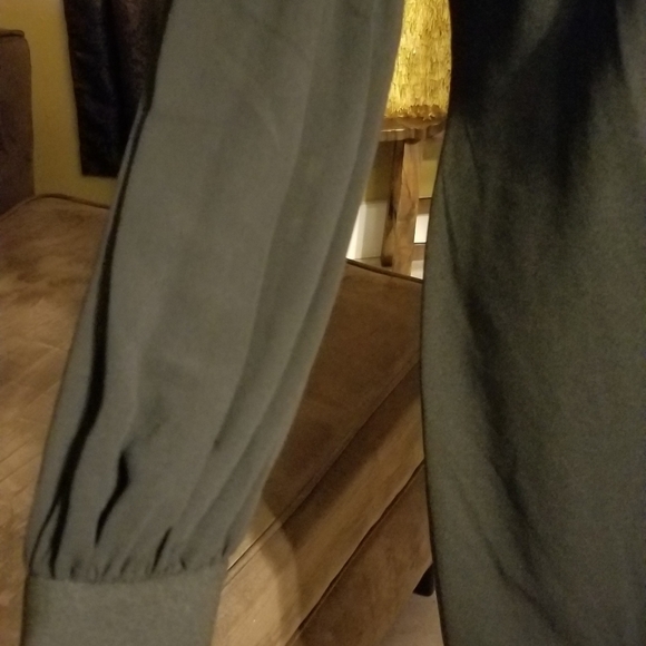 Dress - Picture 3 of 4